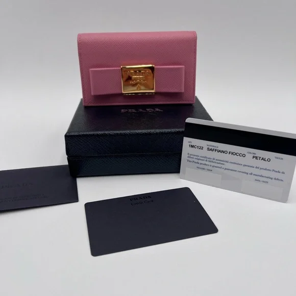 💗🌸PRADA CARD CASE / CARD HOLDER 🌸💗 - Picture 3 of 14